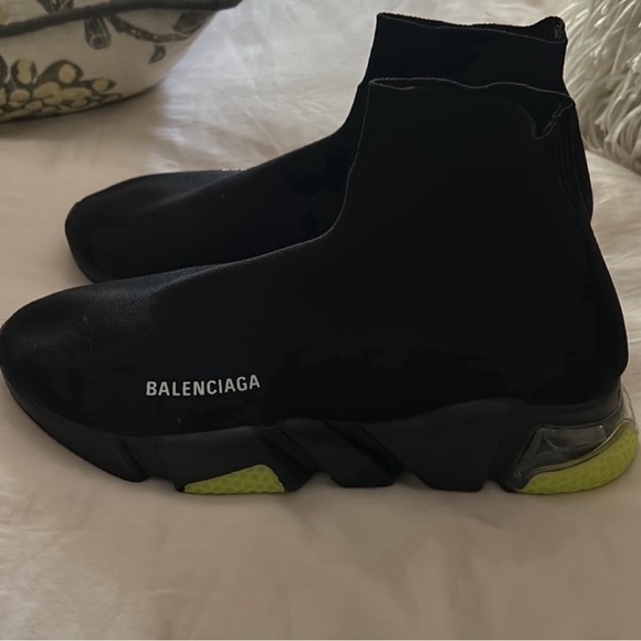 Balenciaga size 8 For sale USED !! - Picture 2 of 3